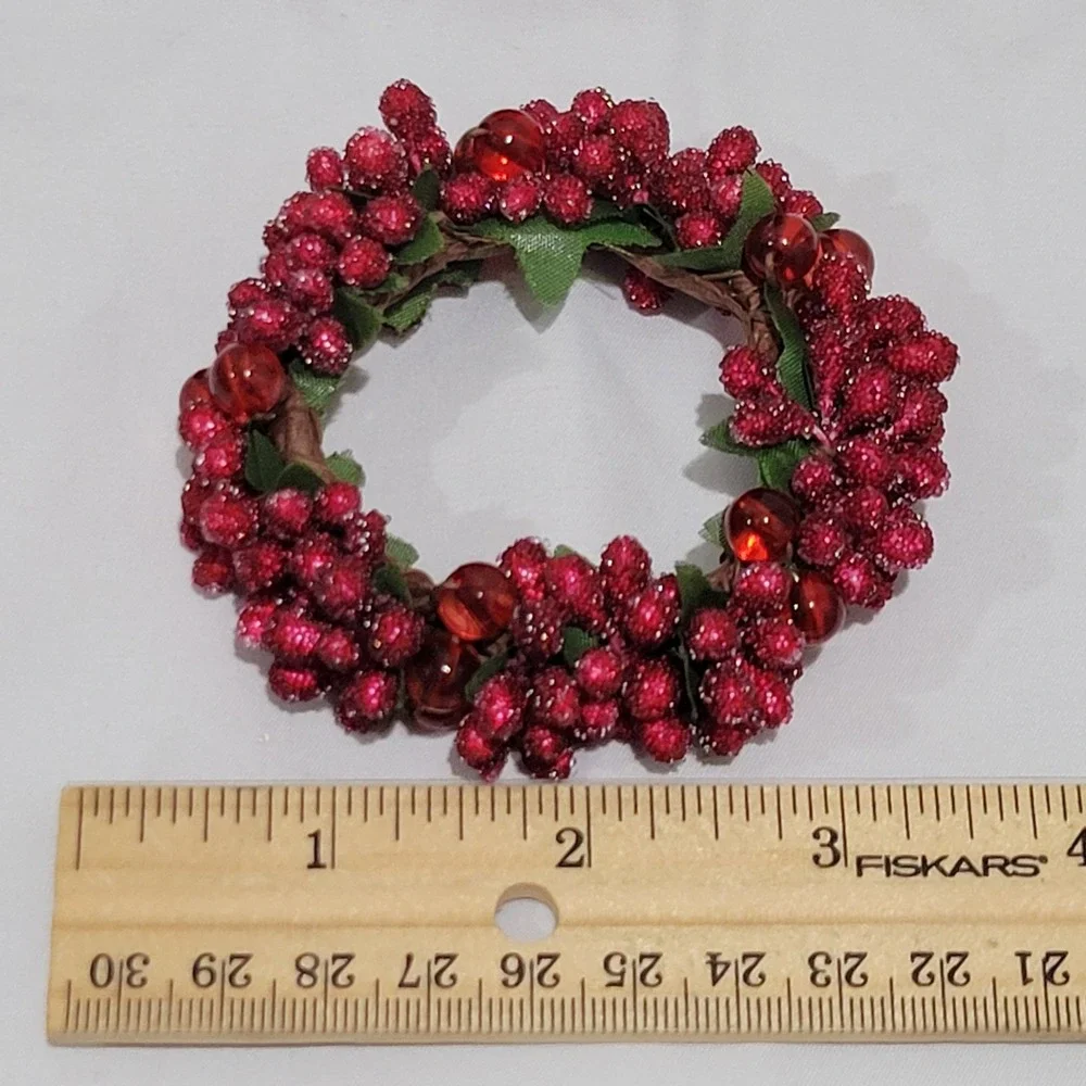 Pier 1 Sugared Cranberry Beaded w/Greenery Napkin Rings Holiday Set of 6
